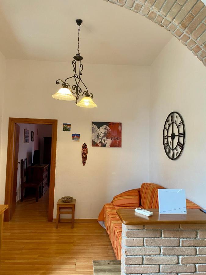 Holiday House Ginevra 포르미아 외부 사진