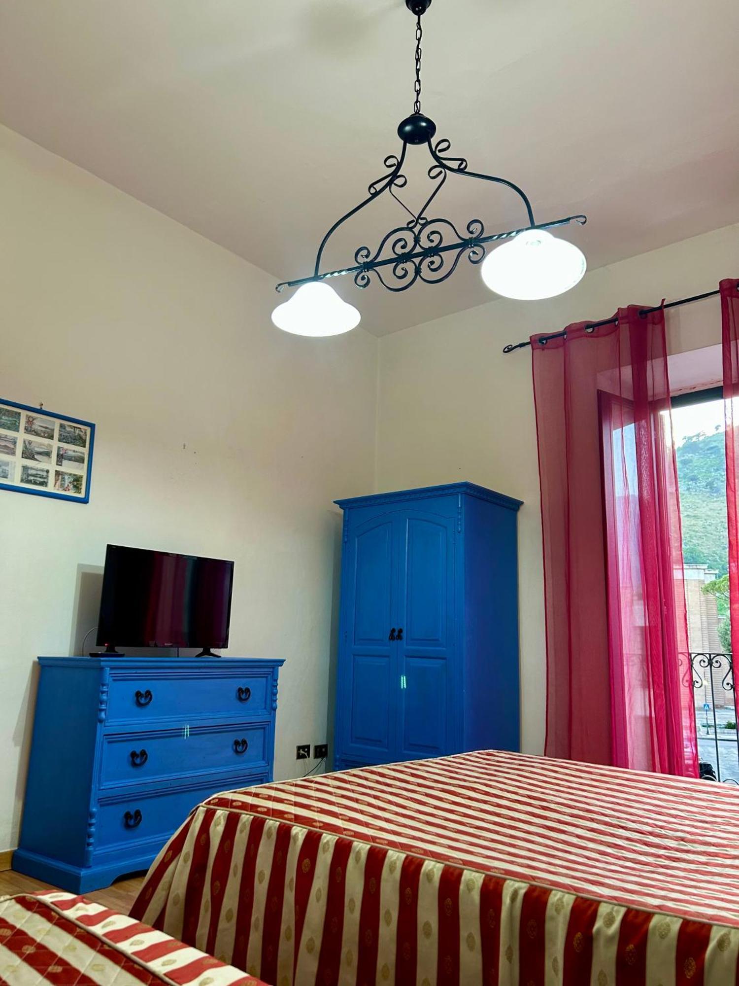 Holiday House Ginevra 포르미아 외부 사진