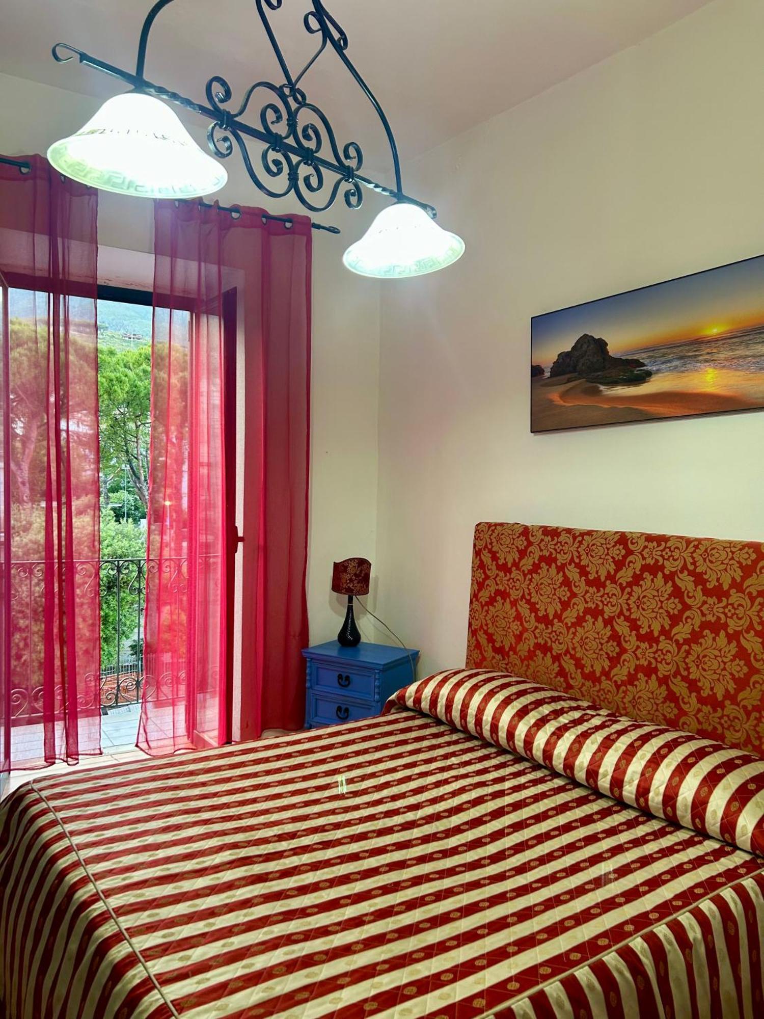 Holiday House Ginevra 포르미아 외부 사진