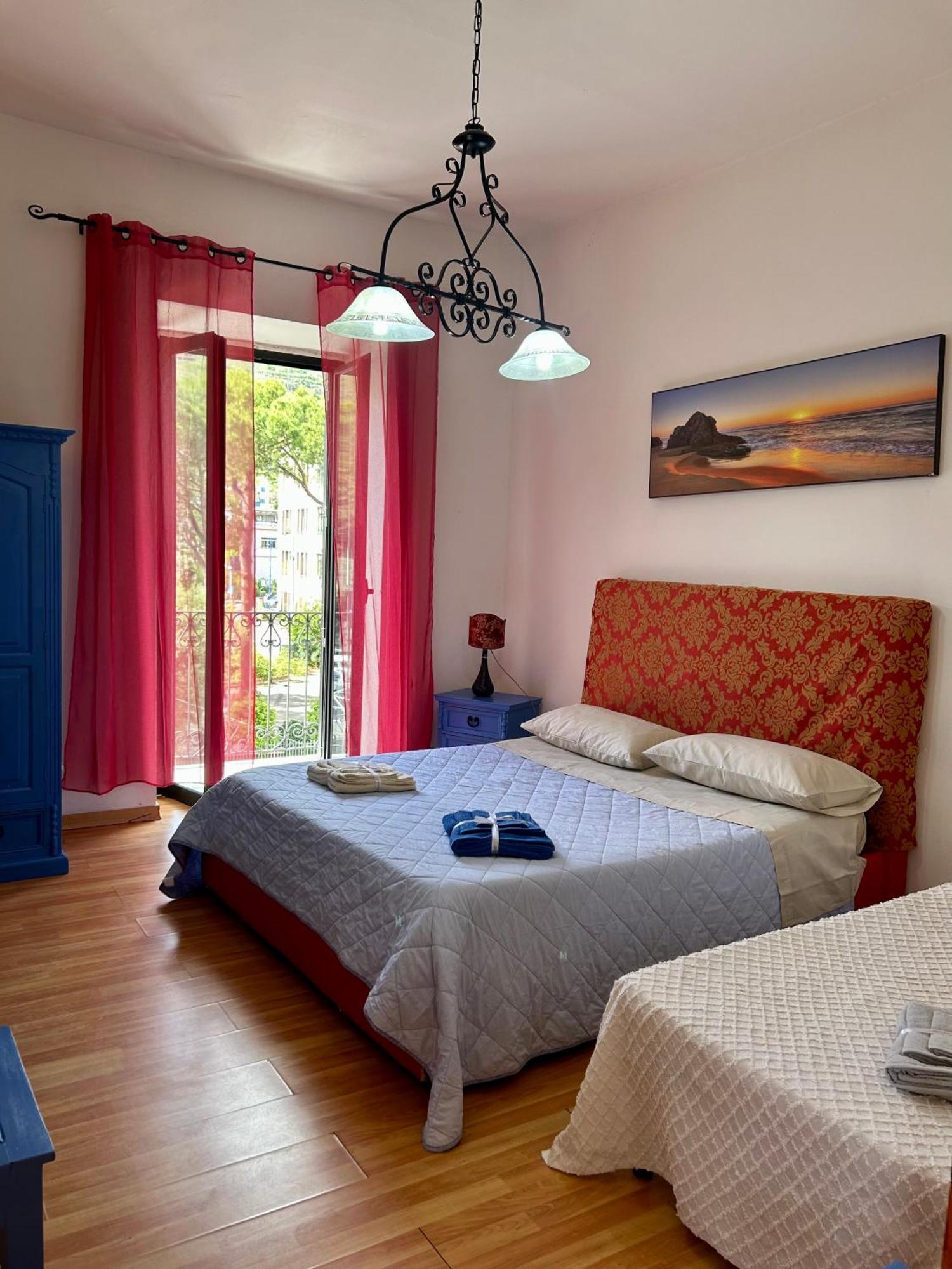 Holiday House Ginevra 포르미아 외부 사진
