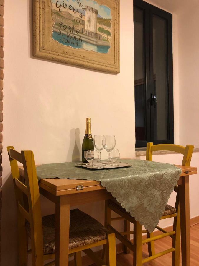 Holiday House Ginevra 포르미아 외부 사진